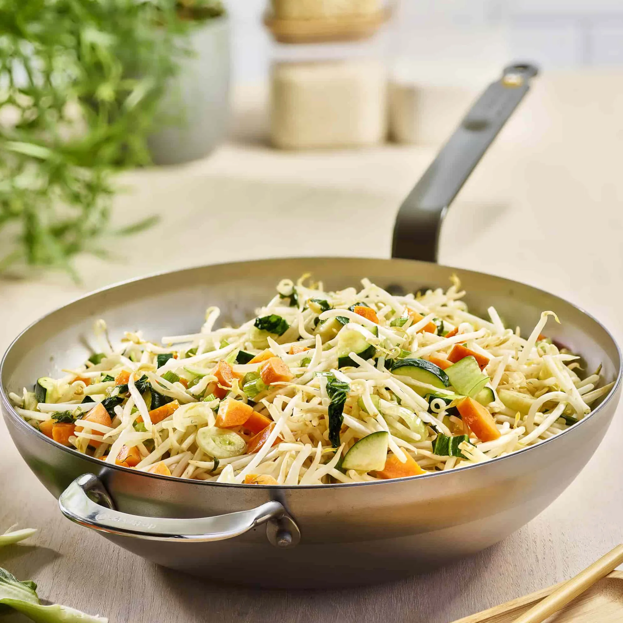 De Buyer Mineral B Flat Base Wok, 32cm Hot