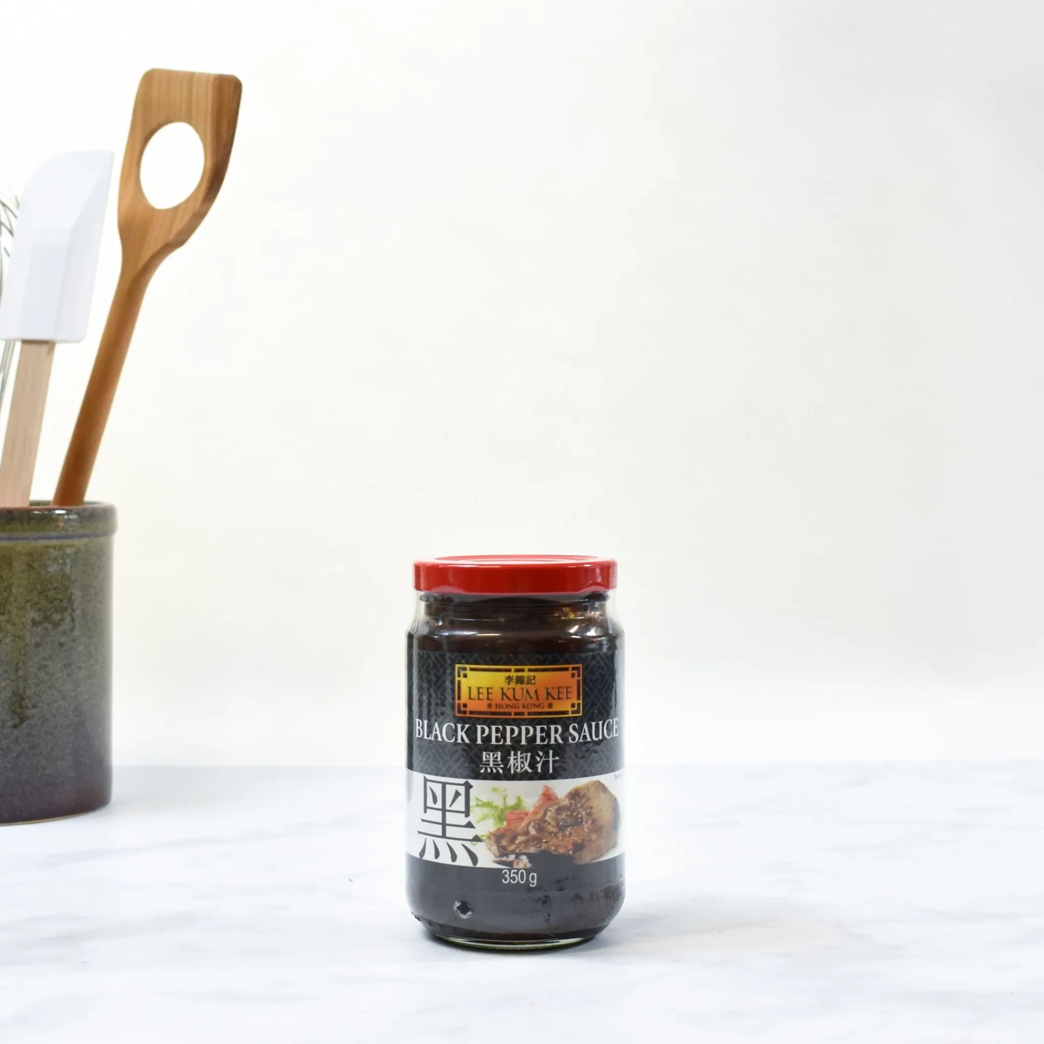 Lee Kum Kee Black Pepper Sauce, 350g Hot