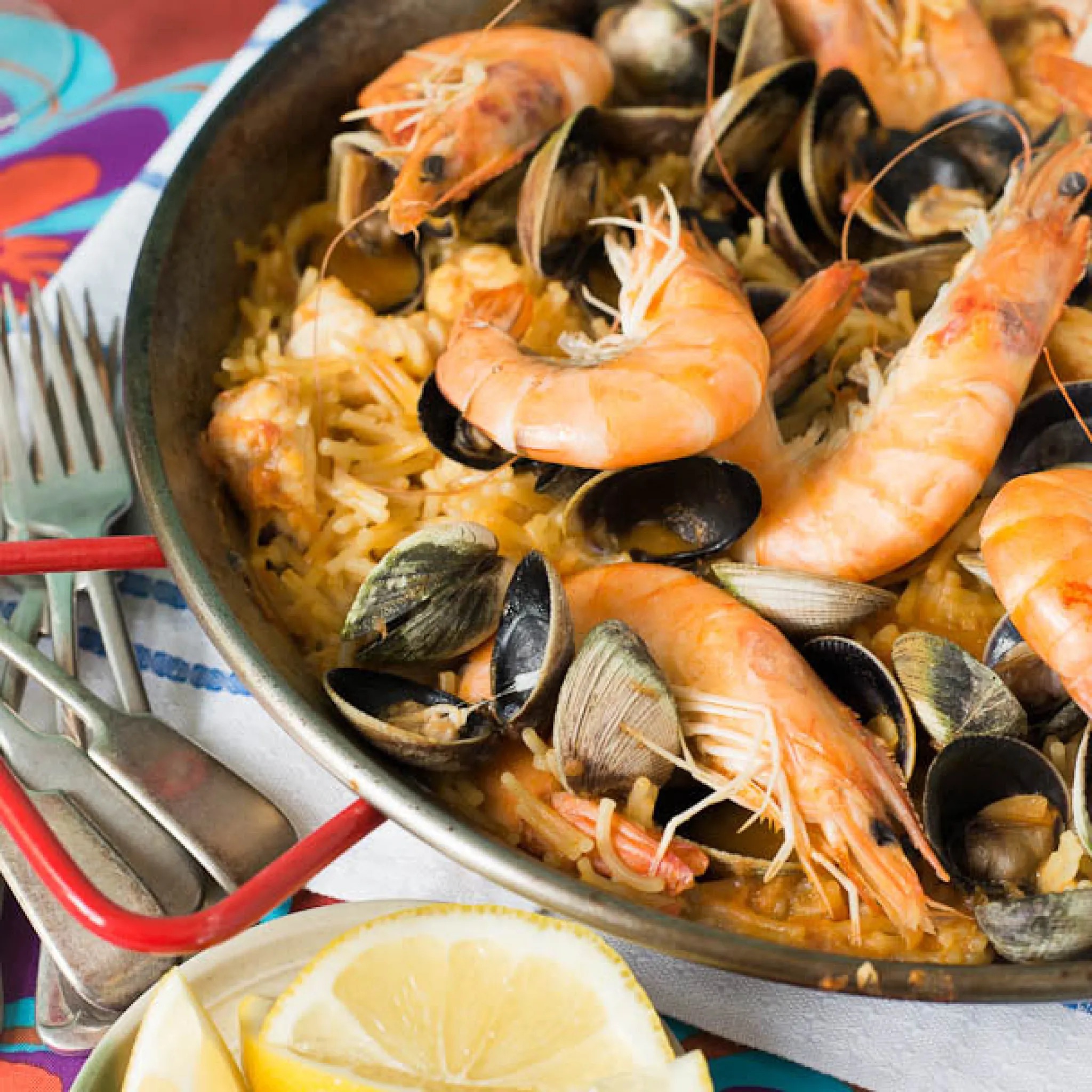 La Ideal Paella Pan, 8-Person 33.5cm dia Clearance